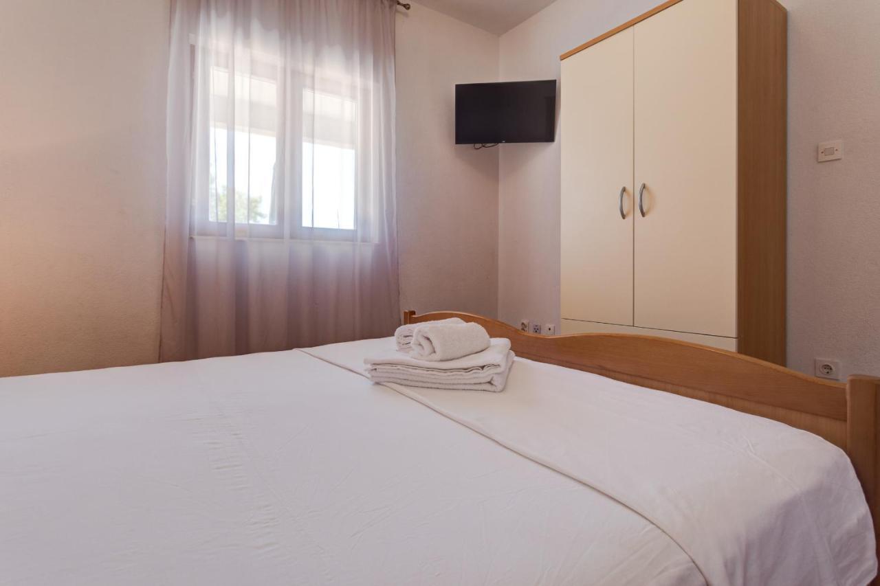 Love Apartments Zečevo Kültér fotó